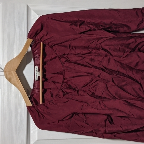 Banana Republic Blouse - Picture 2 of 4